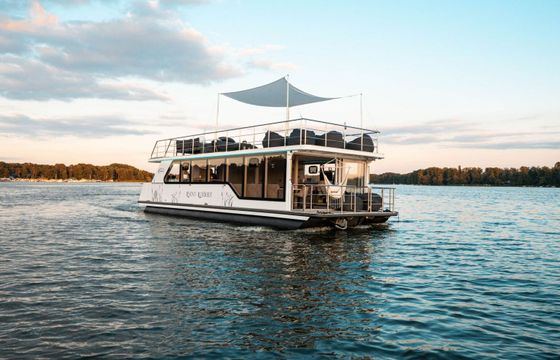 Houseboat Desidus Loungeboot - BAR