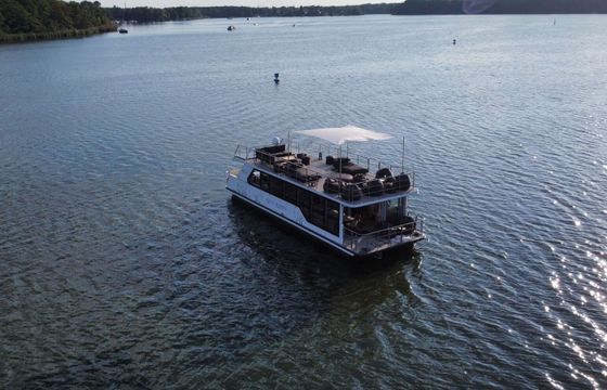 Houseboat Desidus Loungeboot - BAR
