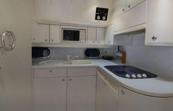 Motor yacht 2018 2018