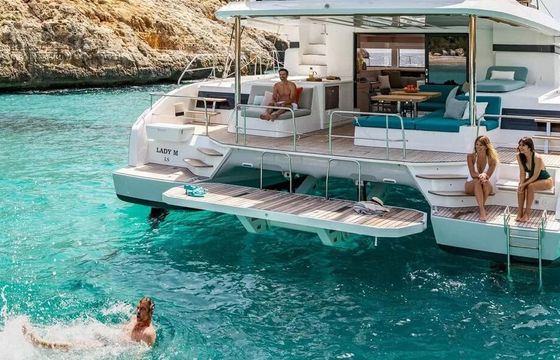 Catamaran Lagoon 55 16m