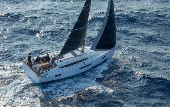Sailboat Jeanneau Sun Odyssey 410 12.35m