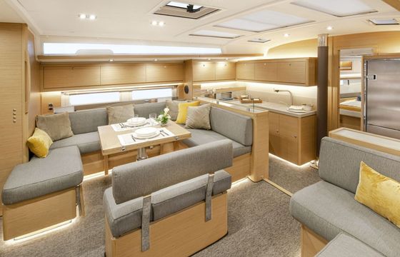 Sailboat Dufour Yachts Dufour 530 Smart Electric 6 + 1 cab. 16m