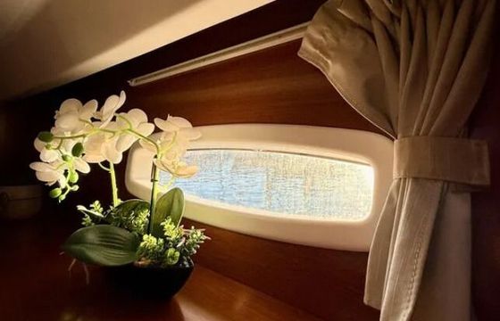 Sailboat Beneteau Oceanis 50 Family 14m