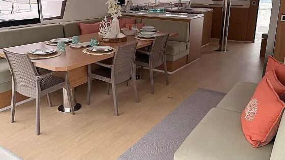 Catamaran Bali 5.4 italy 16m