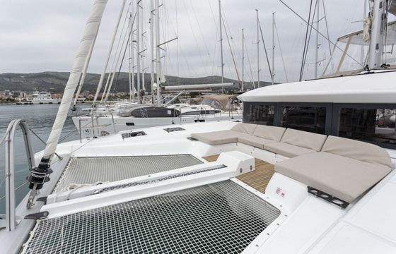 Catamaran Lagoon-Bénéteau Lagoon 50 - 6 + 2 cab. 14m