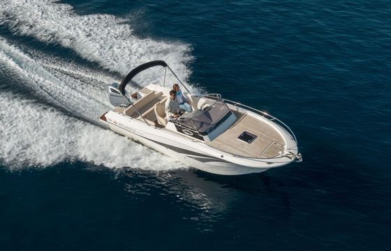 Motorboat Atlantic 730 Sun Cruiser 250hp