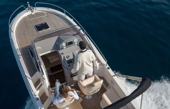 Motorboat Atlantic 730 Sun Cruiser 250hp