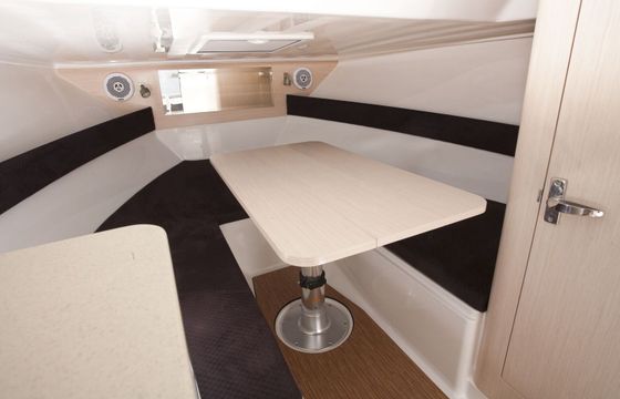 Motorboat Atlantic 730 Sun Cruiser 250hp