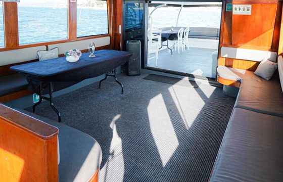 Motor yacht custom 2010 900hp
