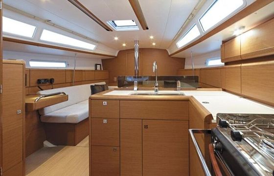 Sailboat Sunsail 38 11m