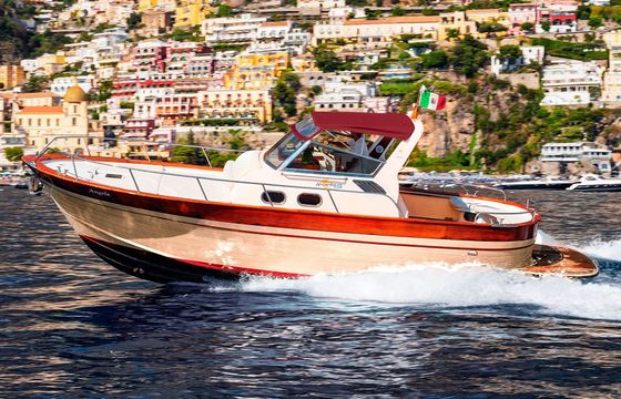 Motorboat Tecnonautica Jeranto 9 315hp