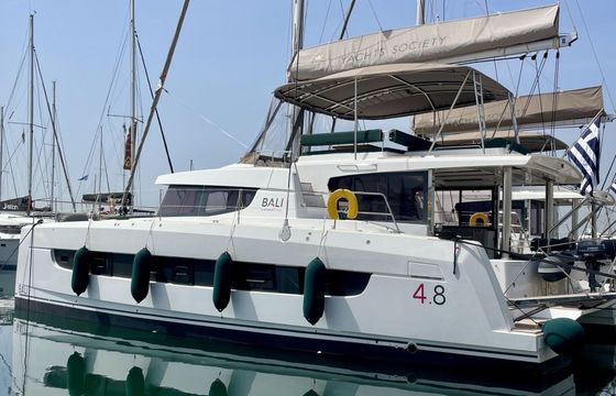 Catamaran Bali 4.8  14m