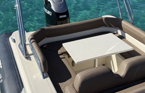 RIB Bsc 78 élégance sport 200hp