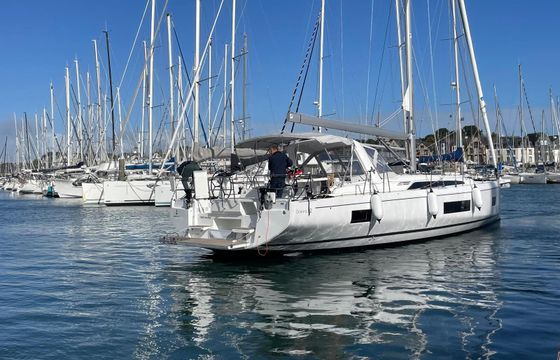 Sailboat Beneteau OCEANIS 52 16m