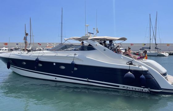 Motor yacht Sunseeker Predator 63 1500hp