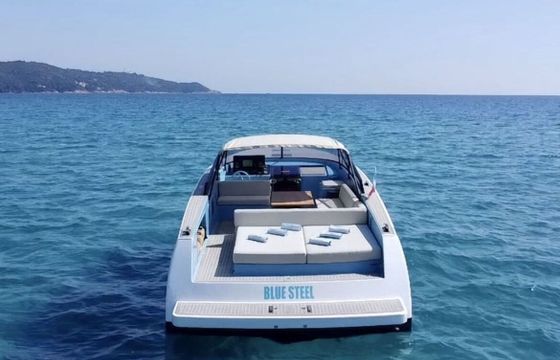 Motorboat VanDutch 40 960hp