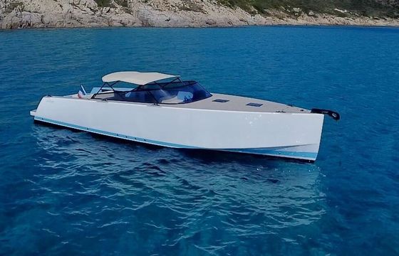 Motorboat VanDutch 40 960hp
