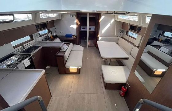Sailboat Oceanis 51.1 15m