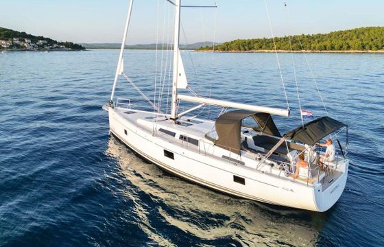 Sailboat Hanse Yachts Hanse 508 - 4 + 1 cab. 15m
