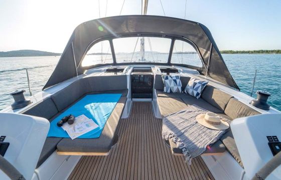 Sailboat Hanse Yachts Hanse 508 - 4 + 1 cab. 15m