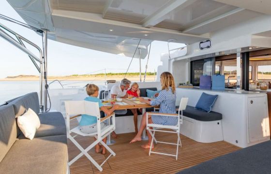 Catamaran Lagoon 46  13.99m