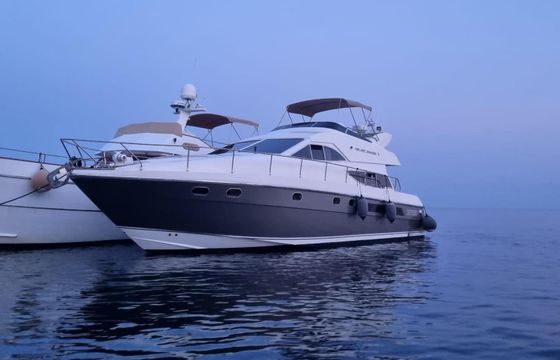 Motor yacht Sessa Marine C52 1350hp