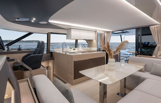 Catamaran PRESTIGE M48 14.79m
