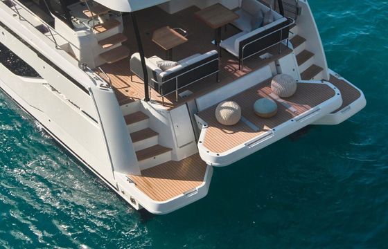 Catamaran PRESTIGE M48 14.79m