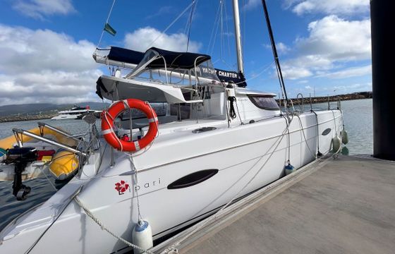 Catamaran FOUNTAINE PAJOT LIPARI 41 11.95m