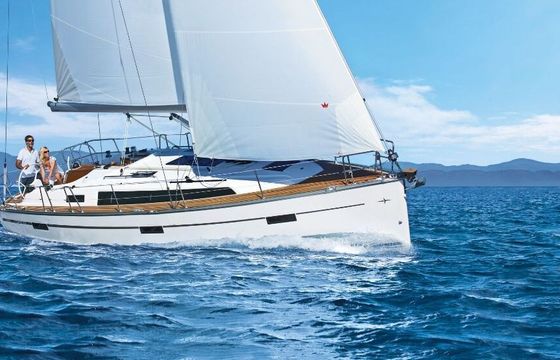 Sailboat Bavaria Bavaria Cruiser 37 11.3m