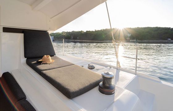 Catamaran Lagoon-Bénéteau Lagoon 42 OW 12m
