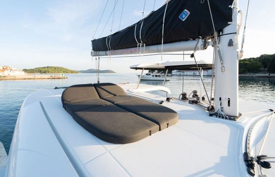 Catamaran Lagoon-Bénéteau Lagoon 42 OW 12m