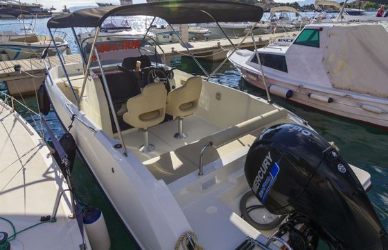 Motorboat Quicksilver Quicksilver 675 open 150hp
