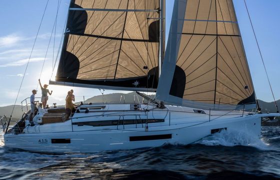Sailboat Sun Odyssey 415 12m