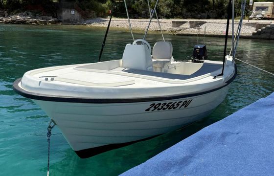 Boat without licence  Adria 500 sundeck deluxe 6hp