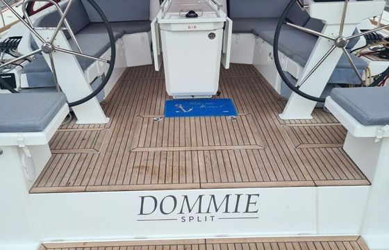 Sailboat Bénéteau Oceanis 46.1 14m