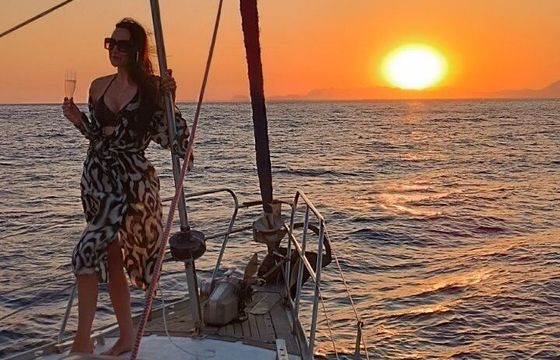 Sailboat GOLDEN SUNSET CRUISE Nautor Swan 60 19m