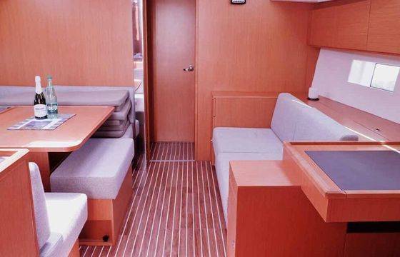 Sailboat Bavaria Yachtbau Bavaria C50 Style - 5 + 1 cab. 15m