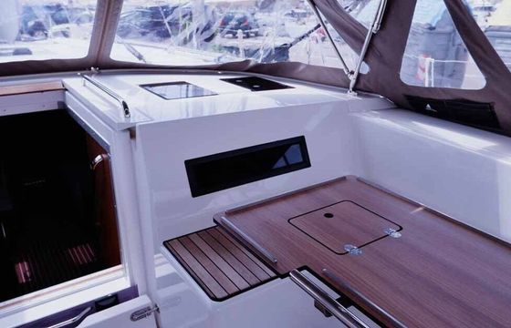 Sailboat Bavaria Yachtbau Bavaria C50 Style - 5 + 1 cab. 15m