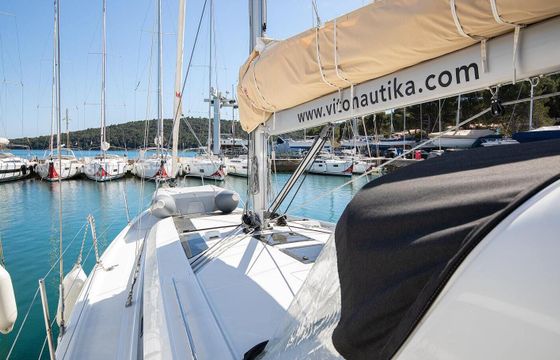 Sailboat Oceanis 46.1 14m