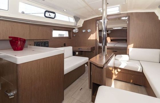 Sailboat Beneteau Oceanis 41.1 Perfomance 12m