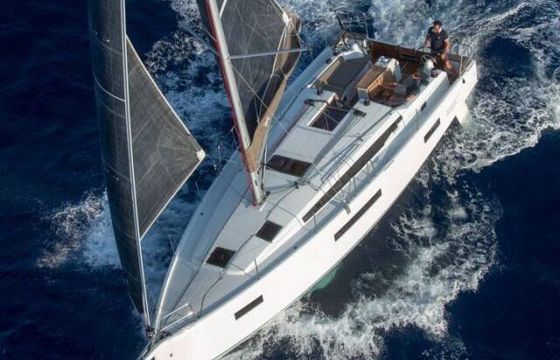 Sailboat Jeanneau Sun Odyssey 410 12.34m