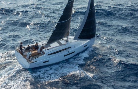 Sailboat Jeanneau Sun Odyssey 410 12.34m