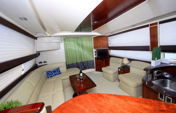 Motorboat MERIDIAN 42