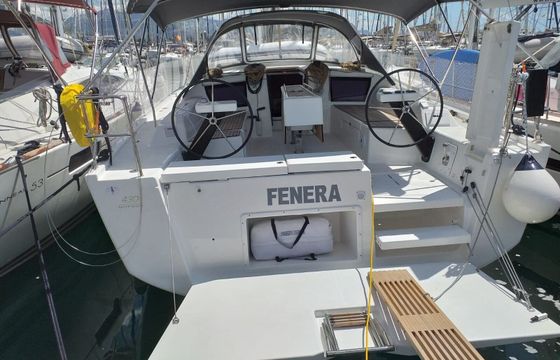 Sailboat DUFOUR 430 Grand Large 13.24m