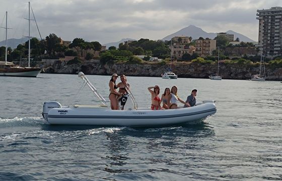 Boat without licence  Altamarea Wave 20 40hp