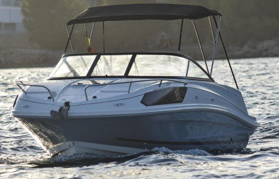 Motorboat Bayliner Vr6 200hp
