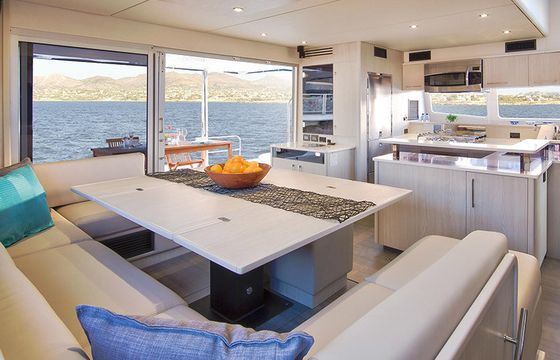 Catamaran Moorings 5800 17.56m
