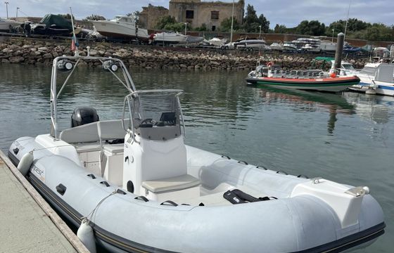 Motorboat Capelli Capelli Tempest 625 150hp