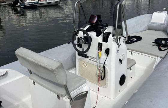 Motorboat Capelli Capelli Tempest 625 150hp